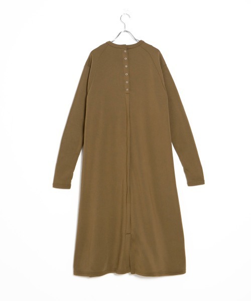 Bab(バブ)の「【WEB限定】裏起毛バックスリットロングワンピース(ワンピース・レディース・ブラック/カーキ/グレー系その他・FREE)」の22枚目の写真