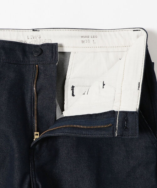 BEAMS(ビームス)の「LEVI’S(R) / Sta Prest Wide Cropped Pants(デニムパンツ・メンズ・ブラウン系その他5/インディゴブルー・28inch/32inch/30inch/34inch)」の11枚目の写真
