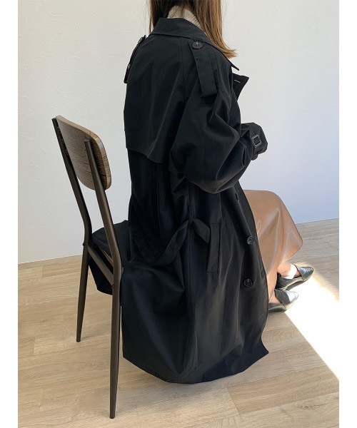 ISOOK(アイスー)の「Candy sleeve trenchcoat / キャンディスリーブトレンチコート(トレンチコート・レディース・ブラック/ブラウン・FREE)」の4枚目の写真