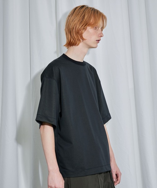 UNITED TOKYO（ユナイテッドトウキョウ）の「リバーシブルTシャツ（Tシャツ/カットソー・メンズ・ブラック/グレー/ネイビー/ベージュ・1/2）」の21枚目の写真