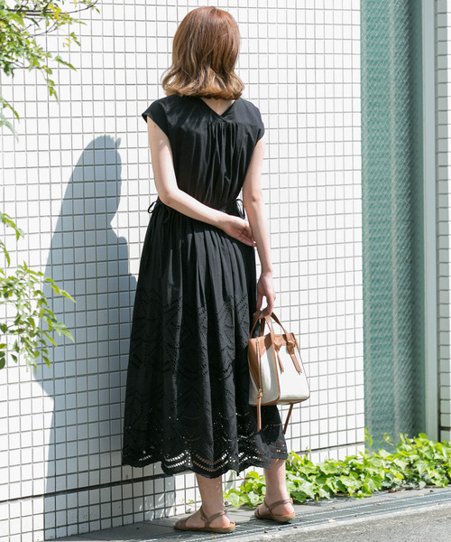 45rpm45rリネンアロハカットワークワンピース le HALTER-NECK DRAWSTRING ONE-PIECE[RW45-JLE24SOP07]｜URBAN