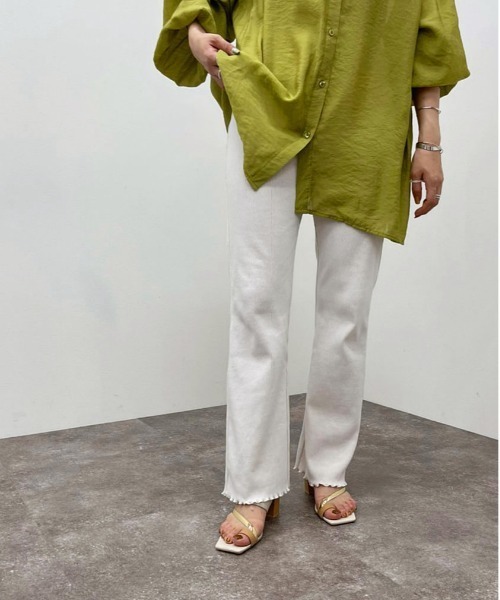 apres jour mignon（アプレジュールミニョン）の「カラーリブフレアパンツ 【ZOZOTOWN限定アイテム】（その他パンツ・レディース・グリーン/アイボリー/ピンク/オレンジ・MEDIUM/SMALL/X-LARGE）」の2枚目の写真