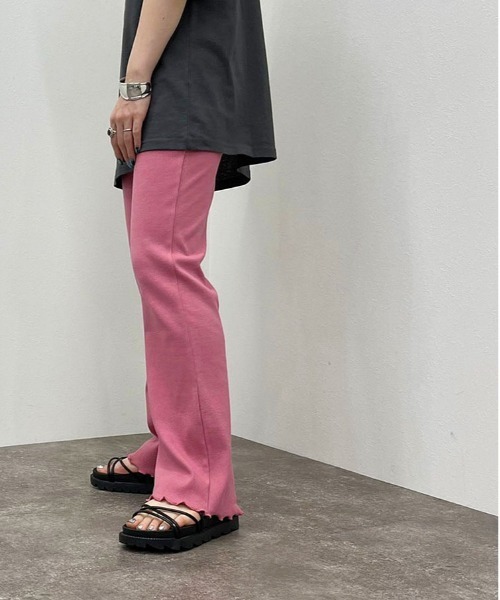 apres jour mignon（アプレジュールミニョン）の「カラーリブフレアパンツ 【ZOZOTOWN限定アイテム】（その他パンツ・レディース・グリーン/アイボリー/ピンク/オレンジ・MEDIUM/SMALL/X-LARGE）」の6枚目の写真