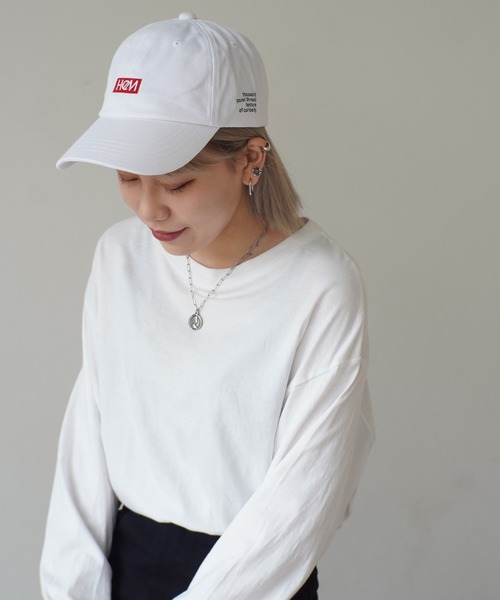 HeM（ヘム）の「【 HeM / ヘム 】 フロント ロゴ 刺繍 キャップ（キャップ・メンズ・ホワイト/ブラック/ブラック系その他/ホワイト系その他・FREE）」の2枚目の写真