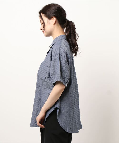 Samansa Mos2（サマンサ モスモス）の「ぽこぽこオーバーシャツ（シャツ/ブラウス・レディース・オフホワイト/ブラック/ネイビー/イエロー・ﾌﾘ-）」の5枚目の写真