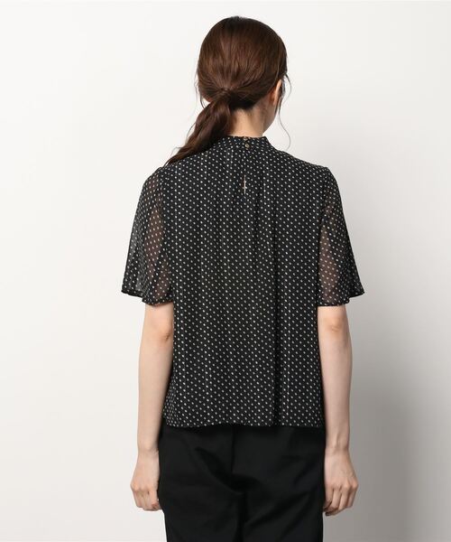 TRUDEA(トルディア)の「ラメストライプボウタイブラウス(シャツ/ブラウス・レディース・ピンク/ブラック/アイボリー・MEDIUM/LARGE)」の5枚目の写真