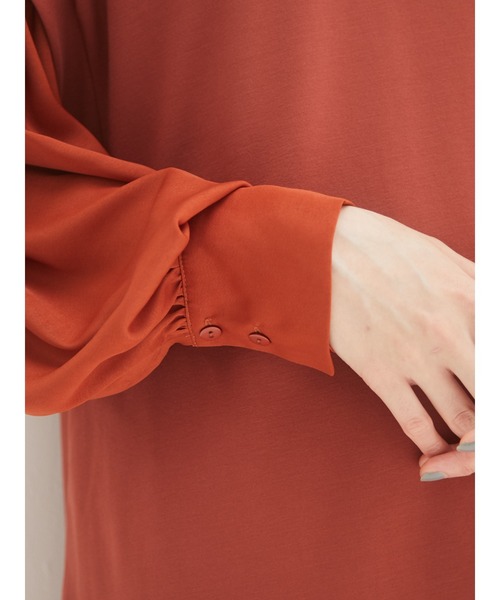 armonia（アルモニーア）の「armonia・ボリューム袖リラックスワンピース（ワンピース・レディース・マスタード/ブラック/テラコッタ・FREE）」の10枚目の写真