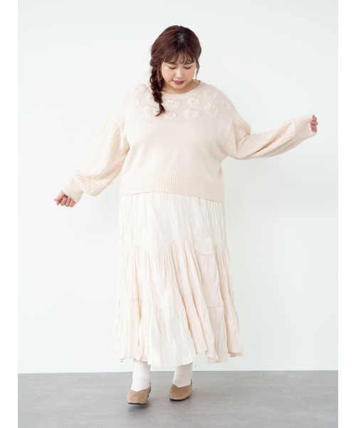 SLURR(スラ―)の「【大きいサイズ】フラワーモチーフニット(ニット/セーター・レディース・ベージュ/アイボリー・L)」の12枚目の写真