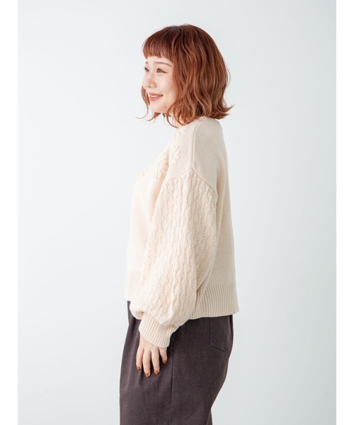 SLURR(スラ―)の「【大きいサイズ】フラワーモチーフニット(ニット/セーター・レディース・ベージュ/アイボリー・L)」の21枚目の写真