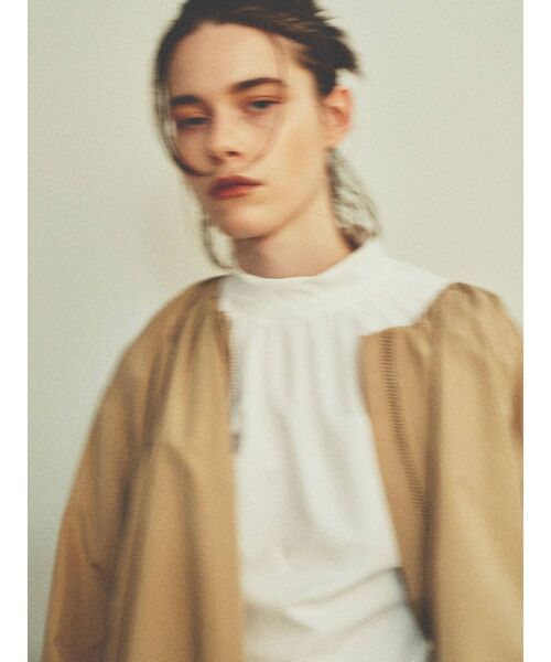 ELENDEEK（エレンディーク）の「ギャザータフタブルゾン（ブルゾン・レディース・ブラック/ライトベージュ・FREE）」の13枚目の写真