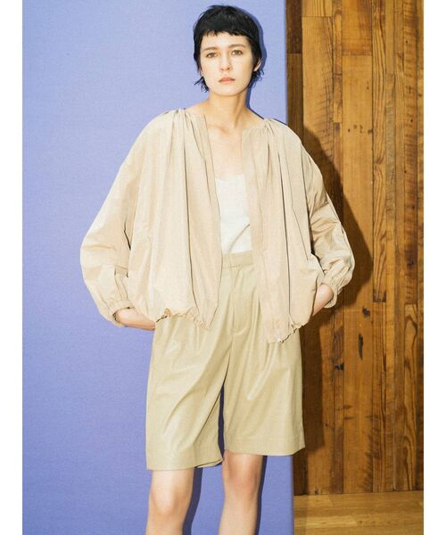 ELENDEEK（エレンディーク）の「ギャザータフタブルゾン（ブルゾン・レディース・ブラック/ライトベージュ・FREE）」の15枚目の写真