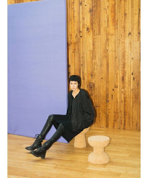 ELENDEEK（エレンディーク）の「ギャザータフタブルゾン（ブルゾン・レディース・ブラック/ライトベージュ・FREE）」の16枚目の写真