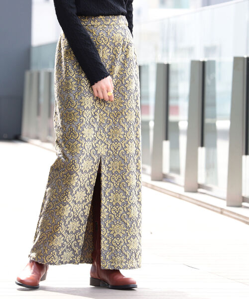 Ray BEAMS（レイビームス）の「Ray BEAMS / パイル ジャカード ロング タイト スカート（スカート・レディース・イエロー/ブルー・1/0）」の6枚目の写真