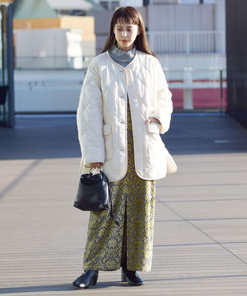 Ray BEAMS（レイビームス）の「Ray BEAMS / パイル ジャカード ロング タイト スカート（スカート・レディース・イエロー/ブルー・1/0）」の12枚目の写真