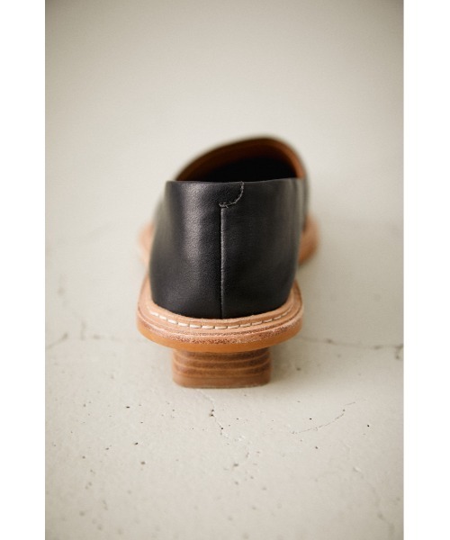 BLACK BY MOUSSY(ブラックバイマウジー)の「pointed shoes(ポインテッドシューズ)(パンプス・レディース・ブラック/ベージュ・38/36/37)」の7枚目の写真