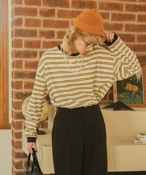 forksy.（フォルクシー）の「【forksy.】配色リブオーバーサイズカットソー/ボーダー・無地（Tシャツ/カットソー・レディース・ブラック/ダークブラウン/オレンジ/ブルー/グリーン/アイボリー/ピンク系その他/ホワイト×ブラック/ケリーグリーン/イエロー/ロイヤルブルー/ピンク/グリーン系その他/ライトグレー/グリーン系その他2/ミント/オフホワイト/ブルー系その他/ライム/レッド/ピンク系その他2/ダークネイビー/グリーン系その他3/キナリ/アイボリー系/ライトベージュ/ブラック系その他/ブラック系その他2/グレー/ネイビー系/ブラック系その他3/チャコール/グレー系その他/ブラック系その他4/レッド系その他/ターメリック/アイボリー系1/ネイビー系3/ネイビー系2/ネイビー系1/ベージュ/チャコールグレー/ホワイト系2/グレー系2/ピンク系2・FREE）」の5枚目の写真