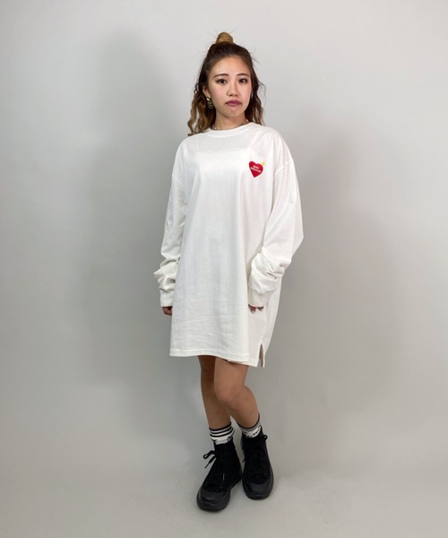 Mark Gonzales（マーク・ゴンザレス）の「【ムラサキスポーツ別注】MarkGonzales/マークゴンザレス  ビッグシルエット  ワンポイントハートロゴロンT   MGLD-014（Tシャツ/カットソー・レディース・ホワイト/グリーン・FREE）」の6枚目の写真
