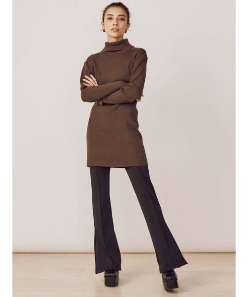 EVRIS(エヴリス)の「サイドベンツフレアレギンス(その他パンツ・レディース・グリーン/アイボリー/ブラック・FREE)」の13枚目の写真