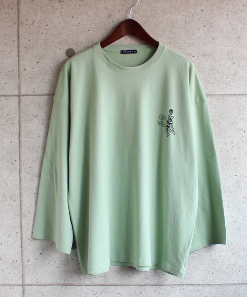 SHISKY(シスキー)の「ビッグシルエットロゴプリント9分袖カットソー(Tシャツ/カットソー・メンズ・ベージュ/オフホワイト/ミント/モカ/杢グレー/チャコール/ホワイト系/ベージュ系/グリーン系・M/L/XL)」の9枚目の写真
