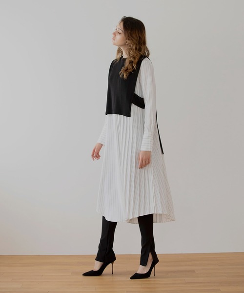 MIELI INVARIANT（ミエリインヴァリアント）の「Gilet Cover Shirt Dress（ワンピース・レディース・ホワイト/ブラック・FREE）」の9枚目の写真