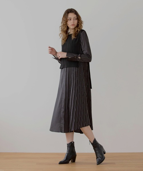 MIELI INVARIANT（ミエリインヴァリアント）の「Gilet Cover Shirt Dress（ワンピース・レディース・ホワイト/ブラック・FREE）」の19枚目の写真