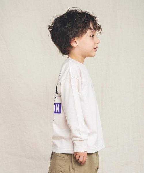 BRANSHES（ブランシェス）の「グラフィック長袖Tシャツ（Tシャツ/カットソー・キッズ・ブルーグレー/ブラック/アイボリー/チャコールグレー/ピンクベージュ/オフホワイト・130cm/150cm/120cm/110cm/140cm/100cm）」の19枚目の写真