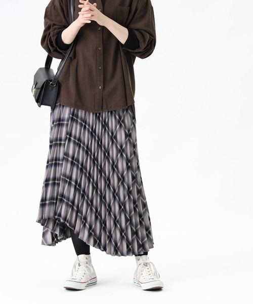 HONEYSUCKLE ROSE（ハニーサックルローズ）の「【HONEYSUCKLE ROSE】イレヘムプリーツスカート（スカート・レディース・チャコールグレー×ブラック/ベージュ/ブラウン・L/M）」の2枚目の写真