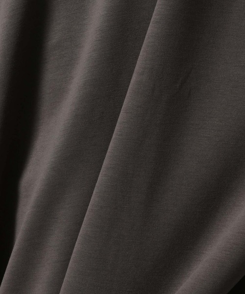 HARE(ハレ)の「ダンボールBIGポンチプルオーバー(HARE)(スウェット・メンズ・グリーン/ブラウン/ライトグレー/ブラック・SMALL/MEDIUM)」の7枚目の写真