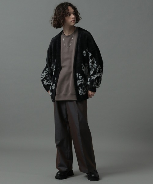 HARE(ハレ)の「ダンボールBIGポンチプルオーバー(HARE)(スウェット・メンズ・グリーン/ブラウン/ライトグレー/ブラック・SMALL/MEDIUM)」の11枚目の写真