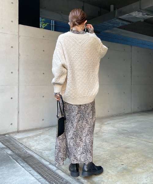 DouDou(ドゥドゥ)の「柄編みVネックプルオーバー(ニット/セーター・レディース・ベージュ/オフホワイト・FREE)」の9枚目の写真