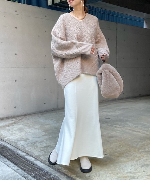 DouDou(ドゥドゥ)の「柄編みVネックプルオーバー(ニット/セーター・レディース・ベージュ/オフホワイト・FREE)」の20枚目の写真