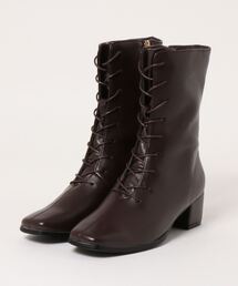 レースアップブーツ