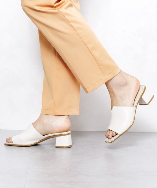 HIMIKO（ヒミコ）の「【HIMIKO】ミュールサンダル/621225（サンダル・レディース・ブラック/ベージュ/ピンク/アイボリー・22.5cm/23.5cm/24.5cm/23.0cm/24.0cm/25.0cm/22.0cm/25.5cm/21.5cm）」の15枚目の写真