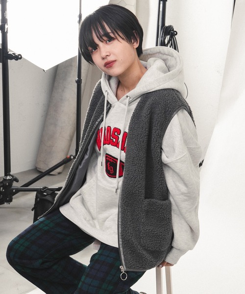 kutir(クティール)の「ジップボアベスト(ベスト・レディース・チャコールグレー/アイボリー・FREE)」の16枚目の写真