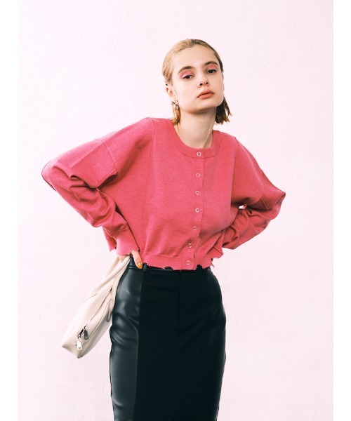 ENVYM(アンビー)の「ブロークンショートカーデTOPS(カーディガン/ボレロ・レディース・ピンク/ホワイト/ブラック・FREE)」の3枚目の写真