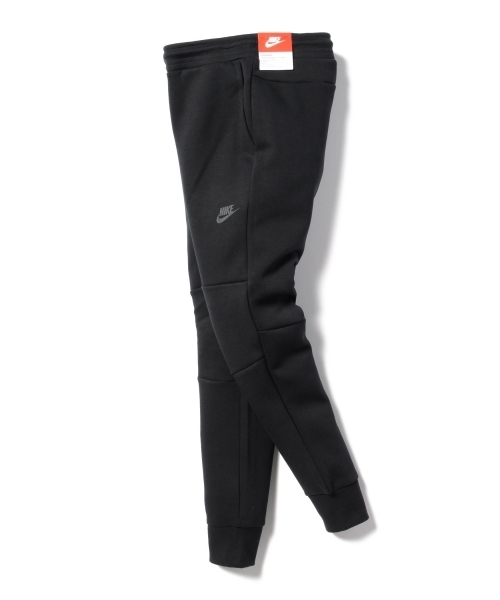 NIKE（ナイキ）の「NIKE / テック フリース パンツ（その他パンツ・メンズ・グレー/ブラック・LARGE/SMALL/MEDIUM）」の4枚目の写真