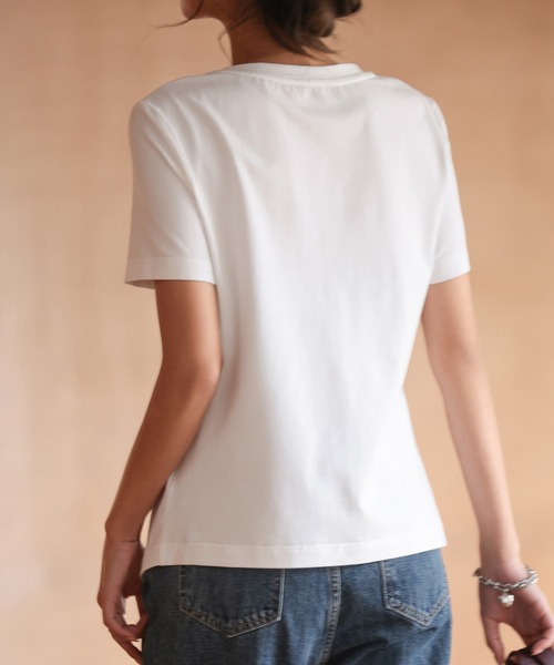 SAISON DE PAPILLON（セゾンドパピヨン）の「デザインスリットTシャツカットソー（Tシャツ/カットソー・レディース・ブラック/ホワイト/イエロー・L/M/S）」の6枚目の写真