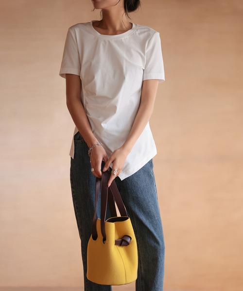 SAISON DE PAPILLON（セゾンドパピヨン）の「デザインスリットTシャツカットソー（Tシャツ/カットソー・レディース・ブラック/ホワイト/イエロー・L/M/S）」の7枚目の写真