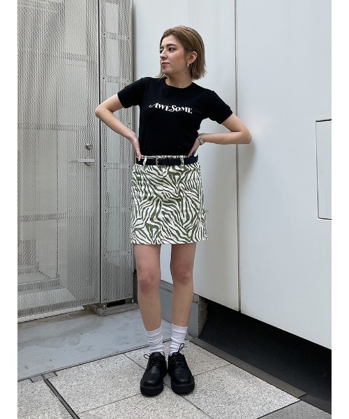 ENVYM(アンビー)の「コンパクトグラフィックTEE(Tシャツ/カットソー・レディース・ホワイト/ブラック/その他・FREE)」の13枚目の写真