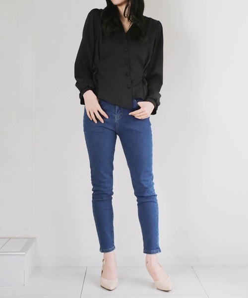 CLEA(クレア)の「Vネックアシメデザインブラウス(シャツ/ブラウス・レディース・アイボリー/ホワイト/ブラック・FREE)」の17枚目の写真