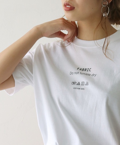 HER CLOSET(ハークローゼット)の「【shemoshelly】5.6オンスユニークランドリーロゴTシャツ(Tシャツ/カットソー・レディース・ホワイト/ブラック・S/M/L)」の17枚目の写真