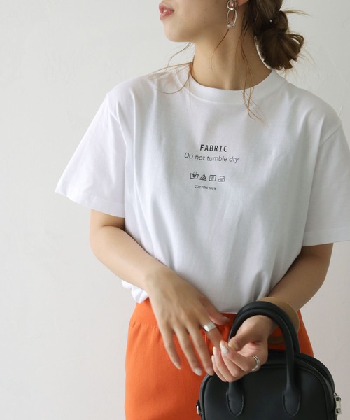 HER CLOSET(ハークローゼット)の「【shemoshelly】5.6オンスユニークランドリーロゴTシャツ(Tシャツ/カットソー・レディース・ホワイト/ブラック・S/M/L)」の18枚目の写真