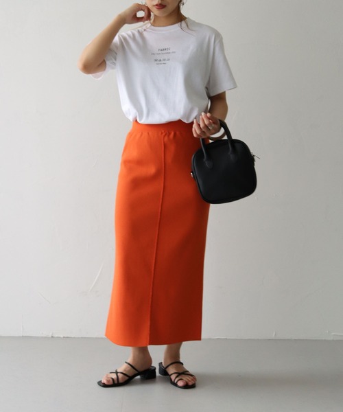 HER CLOSET(ハークローゼット)の「【shemoshelly】5.6オンスユニークランドリーロゴTシャツ(Tシャツ/カットソー・レディース・ホワイト/ブラック・S/M/L)」の6枚目の写真