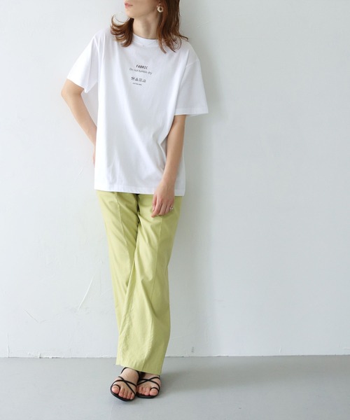 HER CLOSET(ハークローゼット)の「【shemoshelly】5.6オンスユニークランドリーロゴTシャツ(Tシャツ/カットソー・レディース・ホワイト/ブラック・S/M/L)」の21枚目の写真