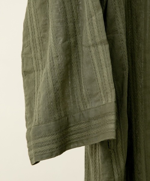 FORK&SPOON（フォークアンドスプーン）の「FORK&SPOON　カラミストライプシャツワンピース（ワンピース・レディース・カーキ/オフホワイト/ブラック・1）」の15枚目の写真