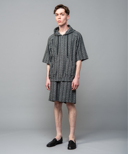 MR.OLIVE（ミスターオリーブ）の「【セットアップ対応】T/C ランダム ソフトパイル / ワンマイル ワンマイル 半袖フーディー(半袖パーカー)（パーカー・メンズ・ブラック/ブラック系その他・SMALL/LARGE/MEDIUM）」の7枚目の写真