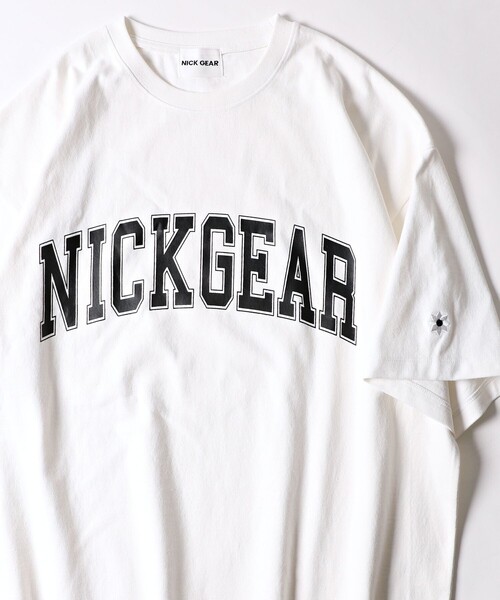 Firsthand(ファーストハンド)の「NICK GEAR/ニックギア SP ARCH LOGO TEE / ワンポイント刺繍ロゴプリントTシャツ(Tシャツ/カットソー・メンズ・ホワイト/ネイビー/グレー・S/M/L/XL)」の14枚目の写真