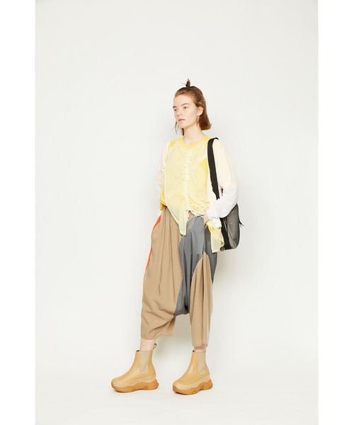 gomme（ゴム）の「エクセルツイル　切替サルエルパンツ（その他パンツ・レディース・ブラック/ベージュ・MEDIUM）」の3枚目の写真