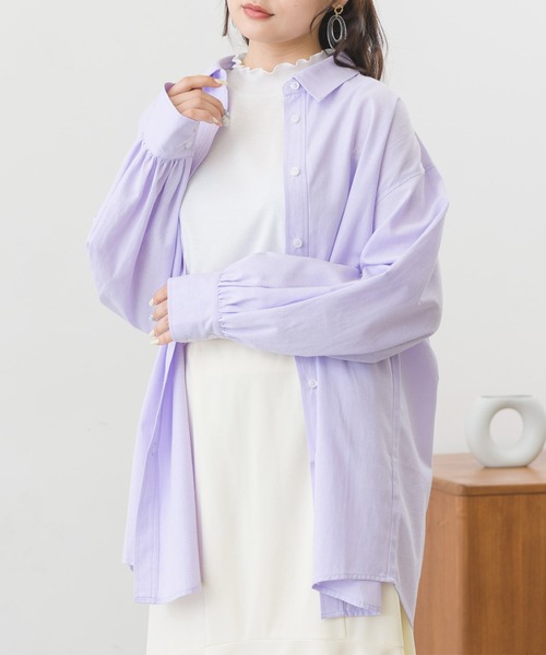 ems excite(エムズエキサイト)の「ロゴ刺繍シャツ(シャツ/ブラウス・レディース・ホワイト/イエロー/ブルー/パープル・FREE)」の4枚目の写真