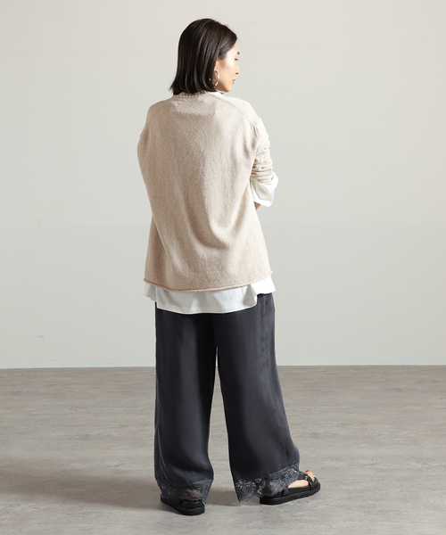 VERMEIL par iena(ヴェルメイユパーイエナ)の「キュプラフィブリル 裾レースパンツ◆(その他パンツ・レディース・チャコールグレー/ブルー系その他・40/38/36)」の19枚目の写真